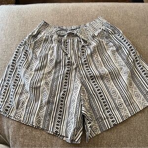 Sound|Style  Shorts by Beau Dawson